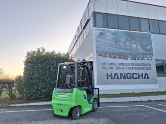 Четырехопорные погрузчики Hangcha AE20Ci