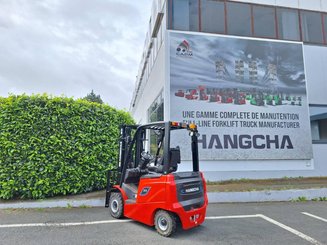 Четырехопорные погрузчики Hangcha AE20C
