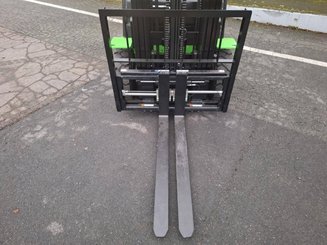 Четырехопорные погрузчики Hangcha AE25-I