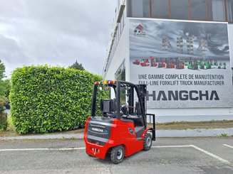 Четырехопорные погрузчики Hangcha AE20C