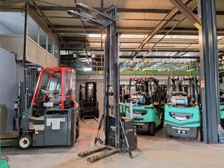 Штабелеры с электроприводом Caterpillar NSP16N2