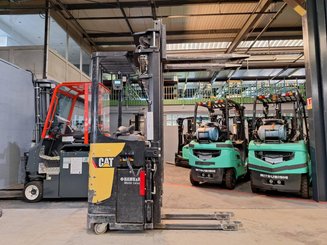 Штабелеры с платформой для оператора Caterpillar NSR20N - 7