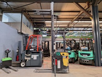 Штабелеры с платформой для оператора Caterpillar NSR20N - 13