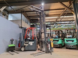 Штабелеры с платформой для оператора Caterpillar NSR20N - 12