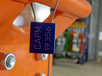 Строительный подъёмник с вертикальной мачтой JLG TOUCAN DUO