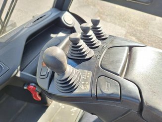 Четырехопорные погрузчики Linde H70 D