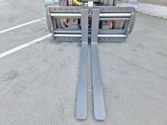 Четырехопорные погрузчики Linde H70 D