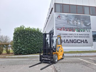 Четырехопорные погрузчики Hangcha XE25i (CPD25-XEY2-SI)