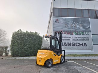 Четырехопорные погрузчики Hangcha XE25i (CPD25-XEY2-SI)