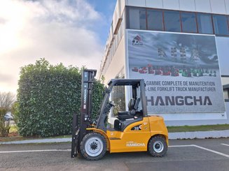 Четырехопорные погрузчики Hangcha XE38Hi