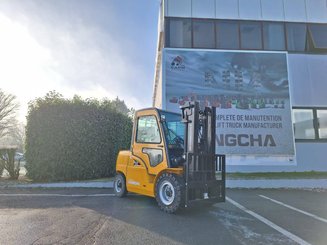 Четырехопорные погрузчики Hangcha XE50i(CPD50-XEXY2-SI)