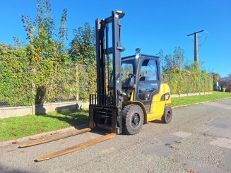 Четырехопорные погрузчики Caterpillar DP40 NT - 1