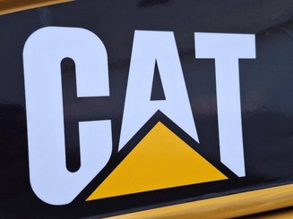 Четырехопорные погрузчики Caterpillar GP30N