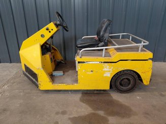 Tow tractor Charlatte TE206 - 2