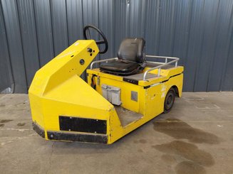 Tow tractor Charlatte TE206 - 1