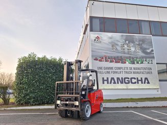 Четырехопорные погрузчики Hangcha AE35