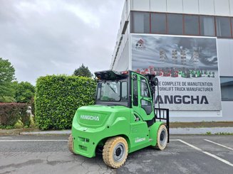 Четырехопорные погрузчики Hangcha XC80i-600 (CPD80-XCY2-SI)