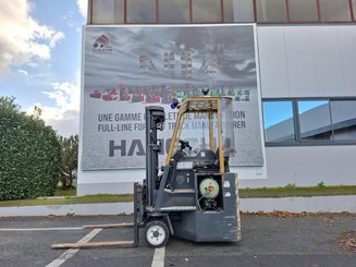 Четырехходовый вилочный погрузчик AMLIFT AGILIFT 25-12-49