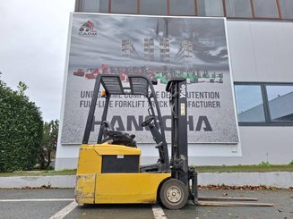 Трехопорные погрузчики Yale ERP16ATF