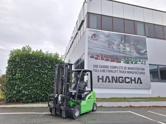 Четырехопорные погрузчики Hangcha XC35i