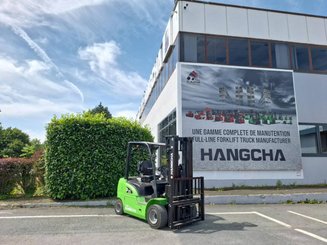 Четырехопорные погрузчики Hangcha XC35i