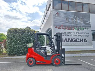 Четырехопорные погрузчики Hangcha XF20G-2