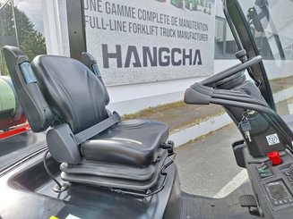 Четырехопорные погрузчики Hangcha XF20G-2