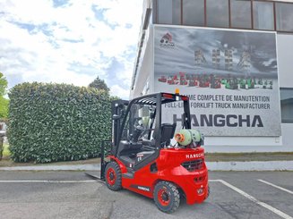 Четырехопорные погрузчики Hangcha XF20G-2