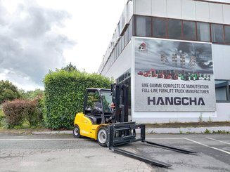 Электрический погрузчик Hangcha XE40Ci (CPD40-XEXY2-SI)