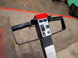 Штабелеры с электроприводом BT LSF 1250 EE