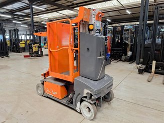 Строительный подъёмник с вертикальной мачтой JLG TOUCAN DUO