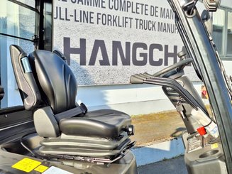Четырехопорные погрузчики Hangcha XF35D-2