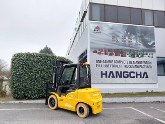 Четырехопорные погрузчики Hangcha XE35i (CPD35-XEY2HA-SI)