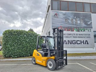 Четырехопорные погрузчики Hangcha XE25i (CPD25-XEY2H-SI)