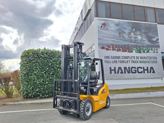 Четырехопорные погрузчики Hangcha XE25i (CPD25-XEY2H-SI) - 1