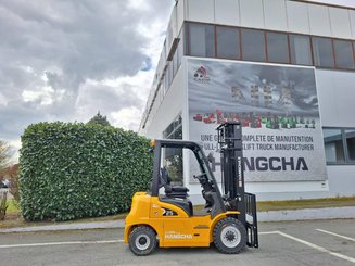 Четырехопорные погрузчики Hangcha XE25i (CPD25-XEY2H-SI)
