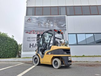 Четырехопорные погрузчики Caterpillar GP25N - 3