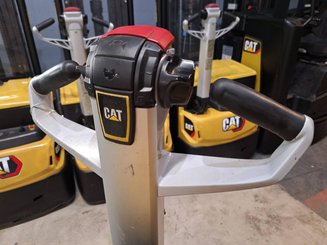Гидростатический Caterpillar NPP20N2E