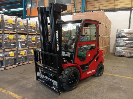 Четырехопорные погрузчики Hangcha XF35D-2 (CPCD35-X2H7F1) - 1