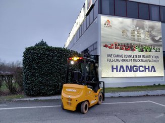 Четырехопорные погрузчики Hangcha XE20Ci