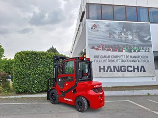 Четырехопорные погрузчики Hangcha XF35D-2