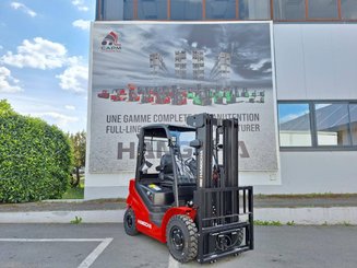 Четырехопорные погрузчики Hangcha XF25D-2