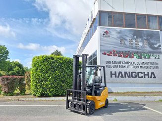 Четырехопорные погрузчики Hangcha XE18i