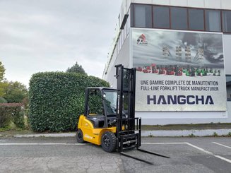 Четырехопорные погрузчики Hangcha XE25i