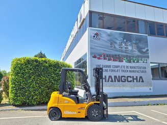 Четырехопорные погрузчики Hangcha XE25i