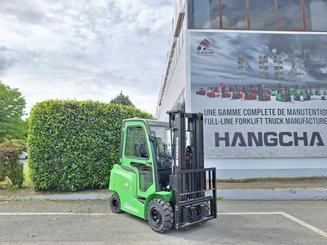 Четырехопорные погрузчики Hangcha AE25-I