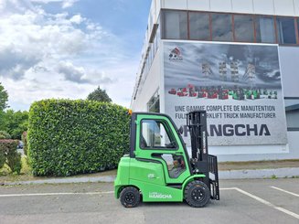Четырехопорные погрузчики Hangcha AE25-I