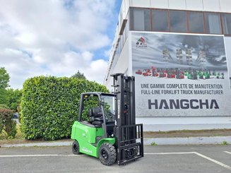 Четырехопорные погрузчики Hangcha AE25-I