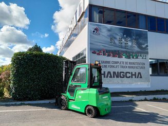 Четырехопорные погрузчики Hangcha AE35-I
