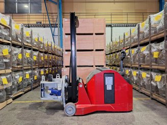 Штабелер консольный Manitou ES-C 713 SVC 17.V.315